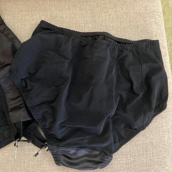 SET Girdle Belt Bizarre and Knickers Maitresse Nouveau WHAT KATIE DID - Picture 6 of 9